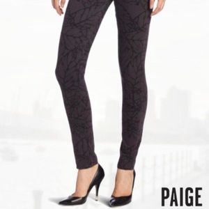 PAIGE skyline skinny jeans 31 black leaf print